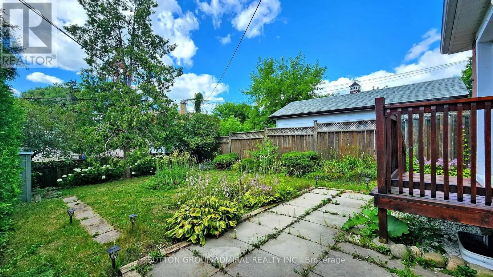 26 DAVIS ROAD