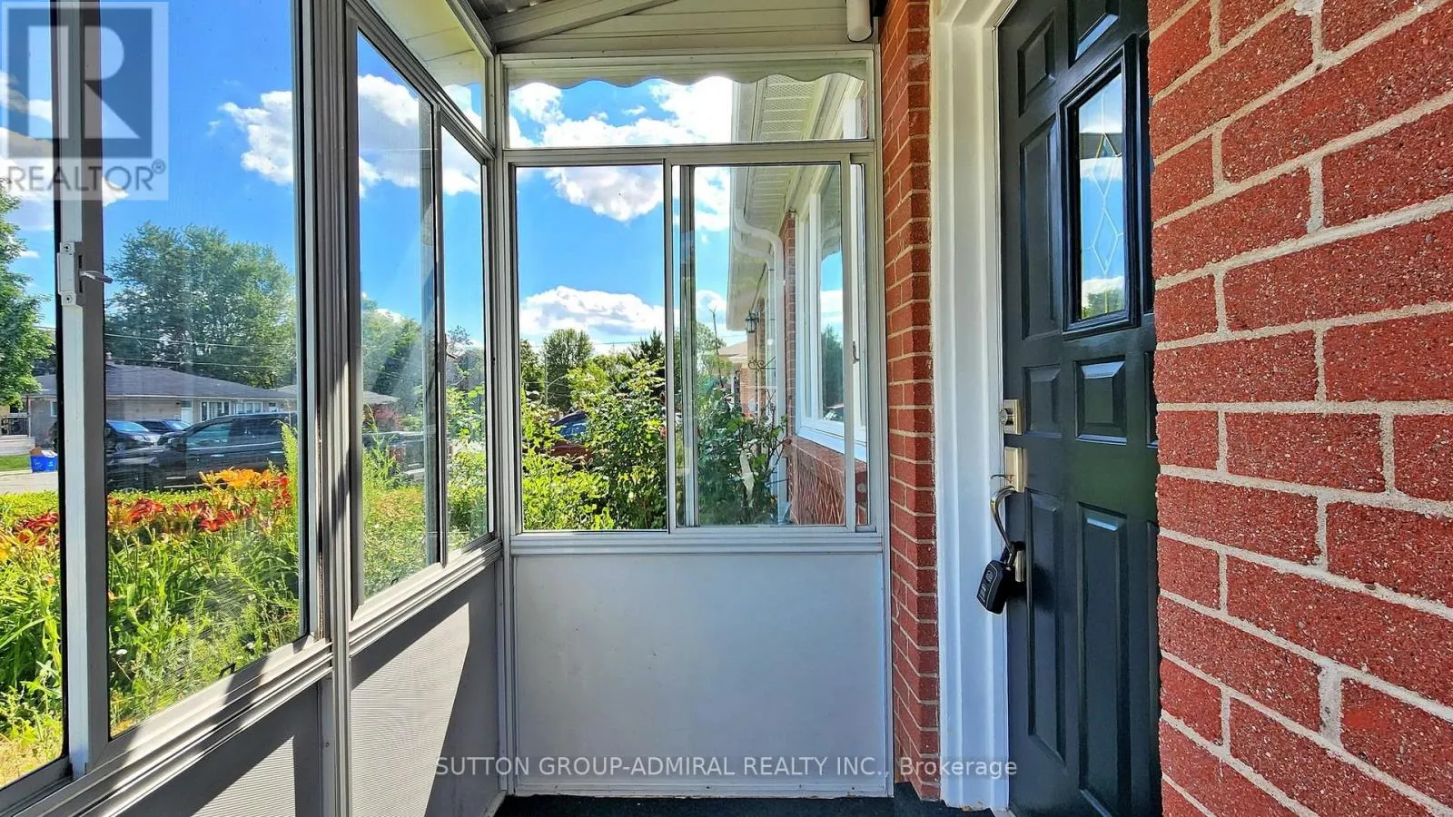 26 DAVIS ROAD