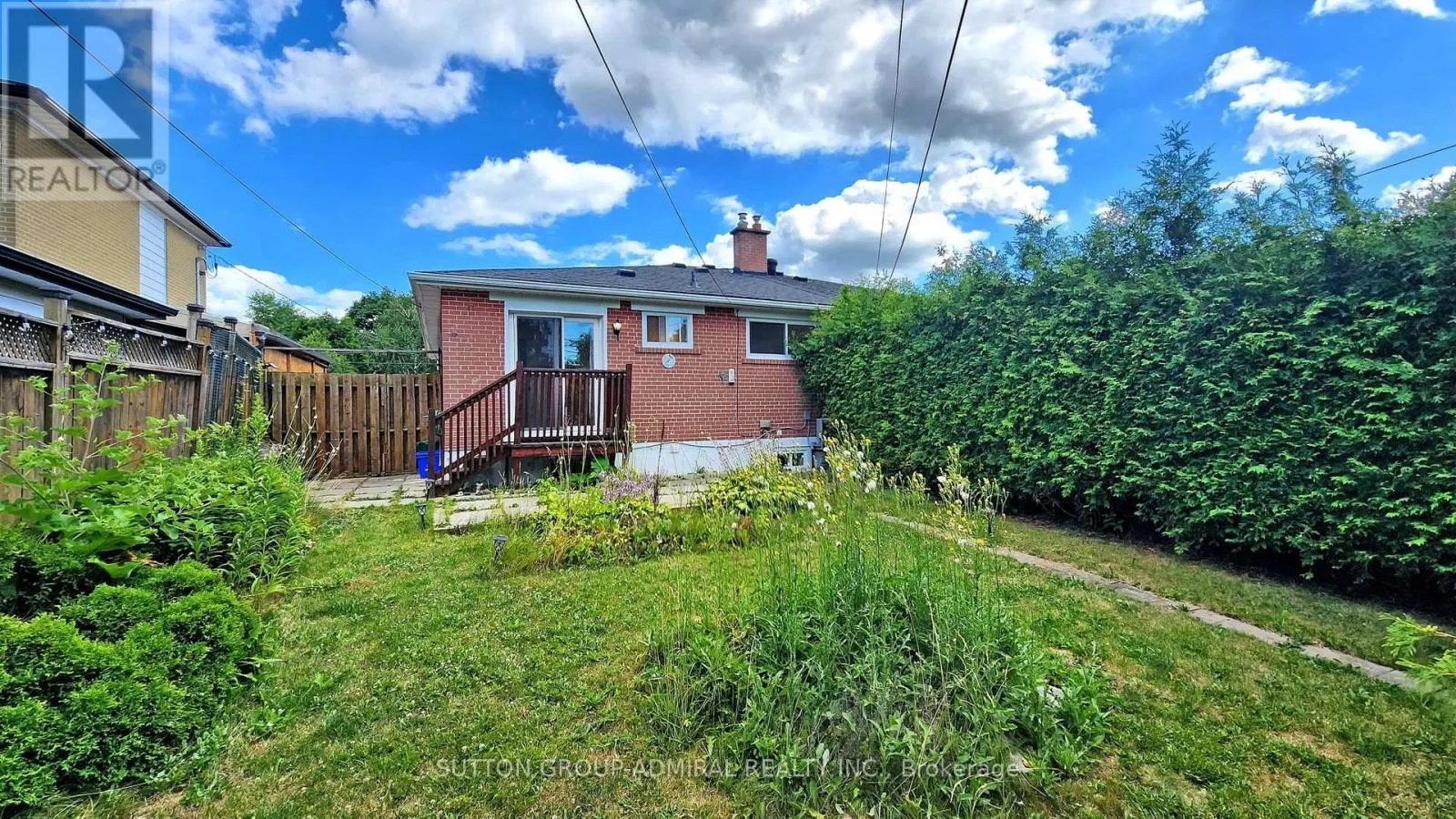 26 DAVIS ROAD