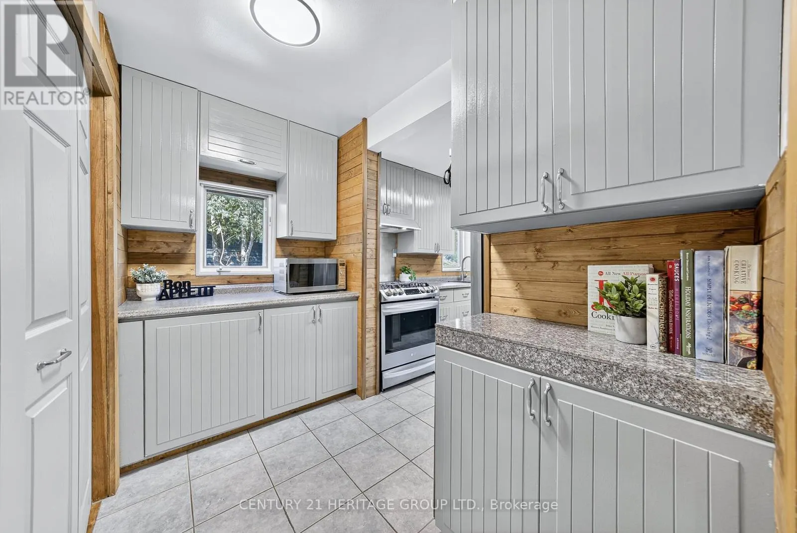 393B THORAH CONCESSION RD 2 ROAD