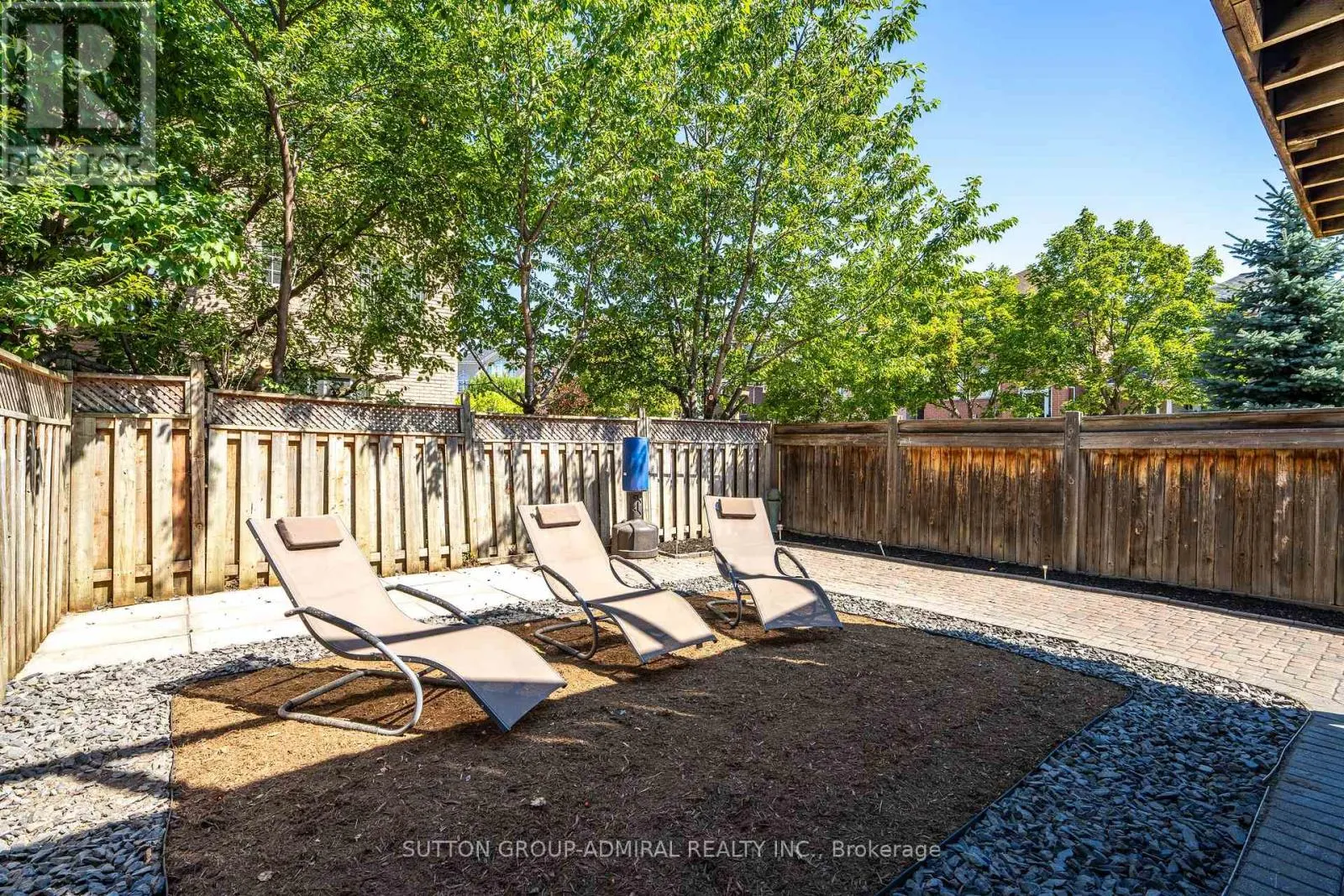 113 SASSAFRAS CIRCLE