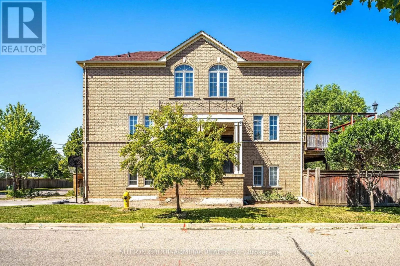 113 SASSAFRAS CIRCLE