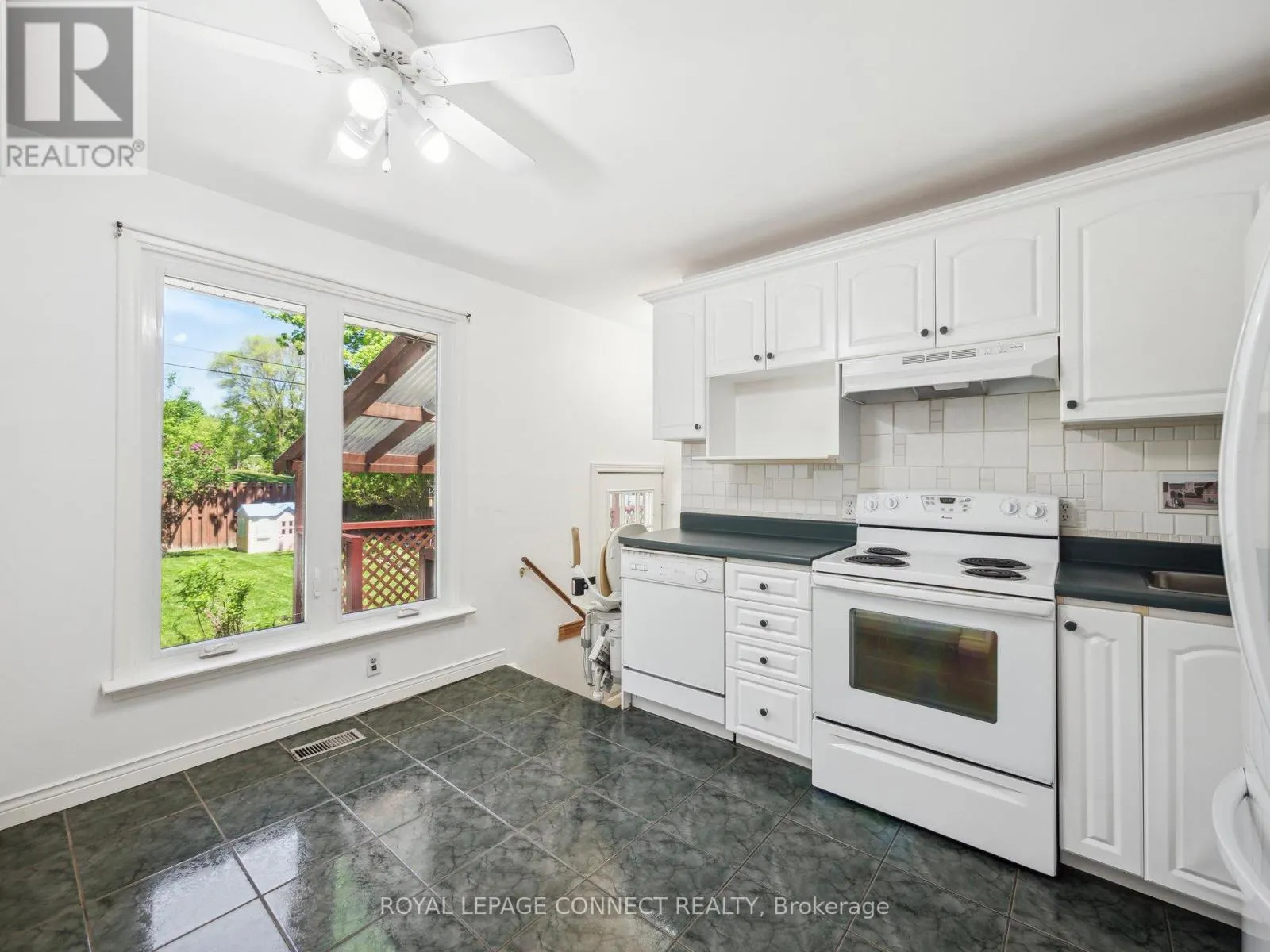 197 CHERRYWOOD DRIVE