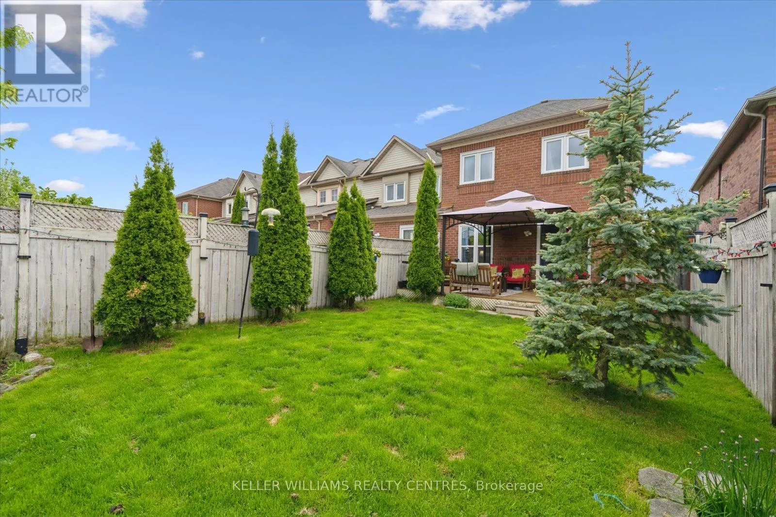 11 SNEDDEN AVENUE