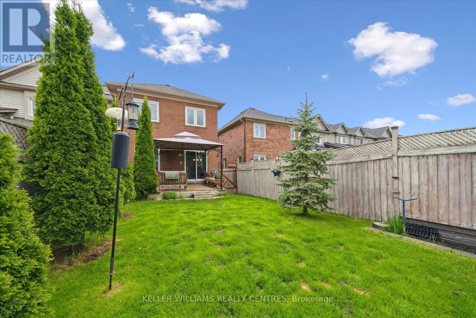 11 SNEDDEN AVENUE