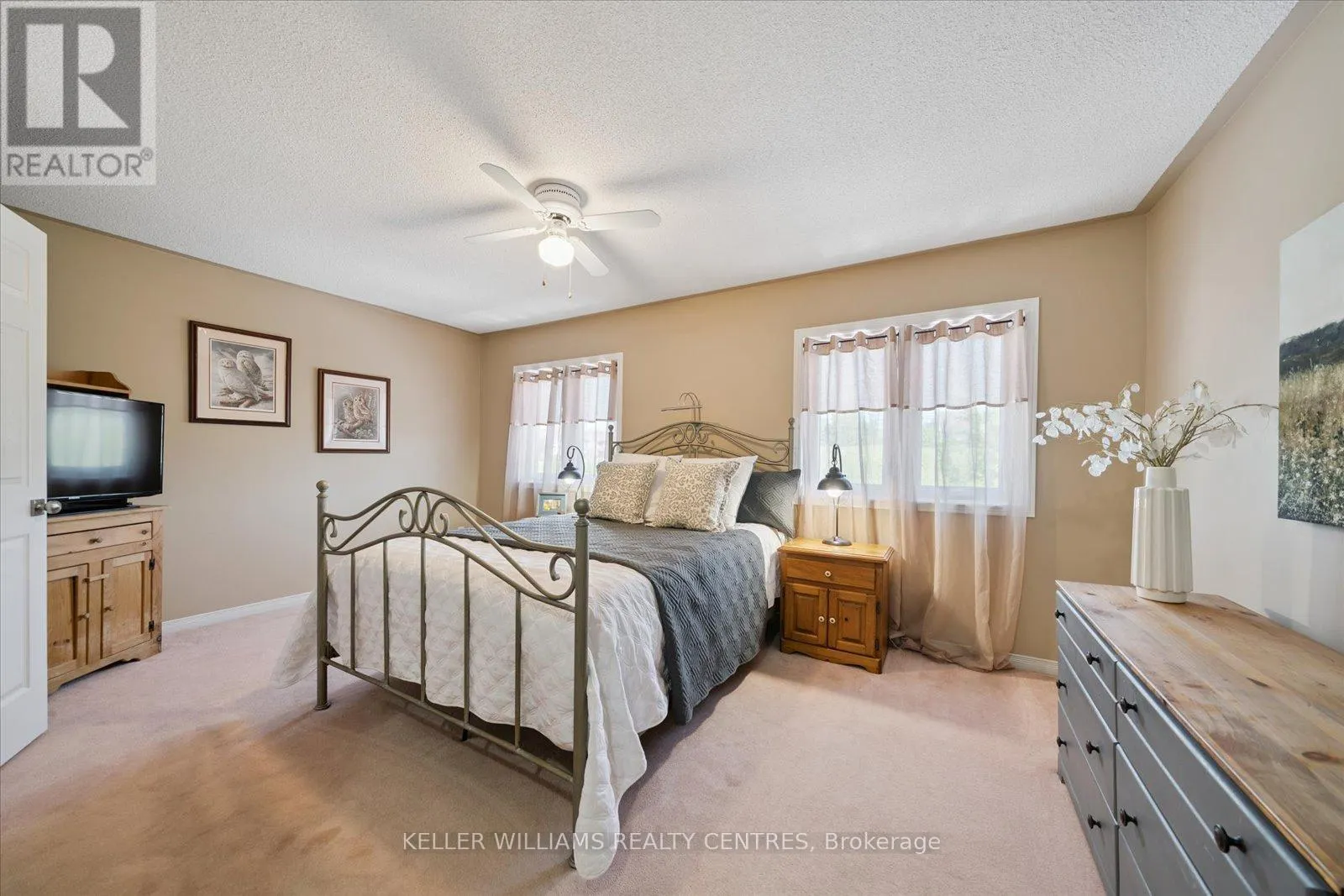 11 SNEDDEN AVENUE