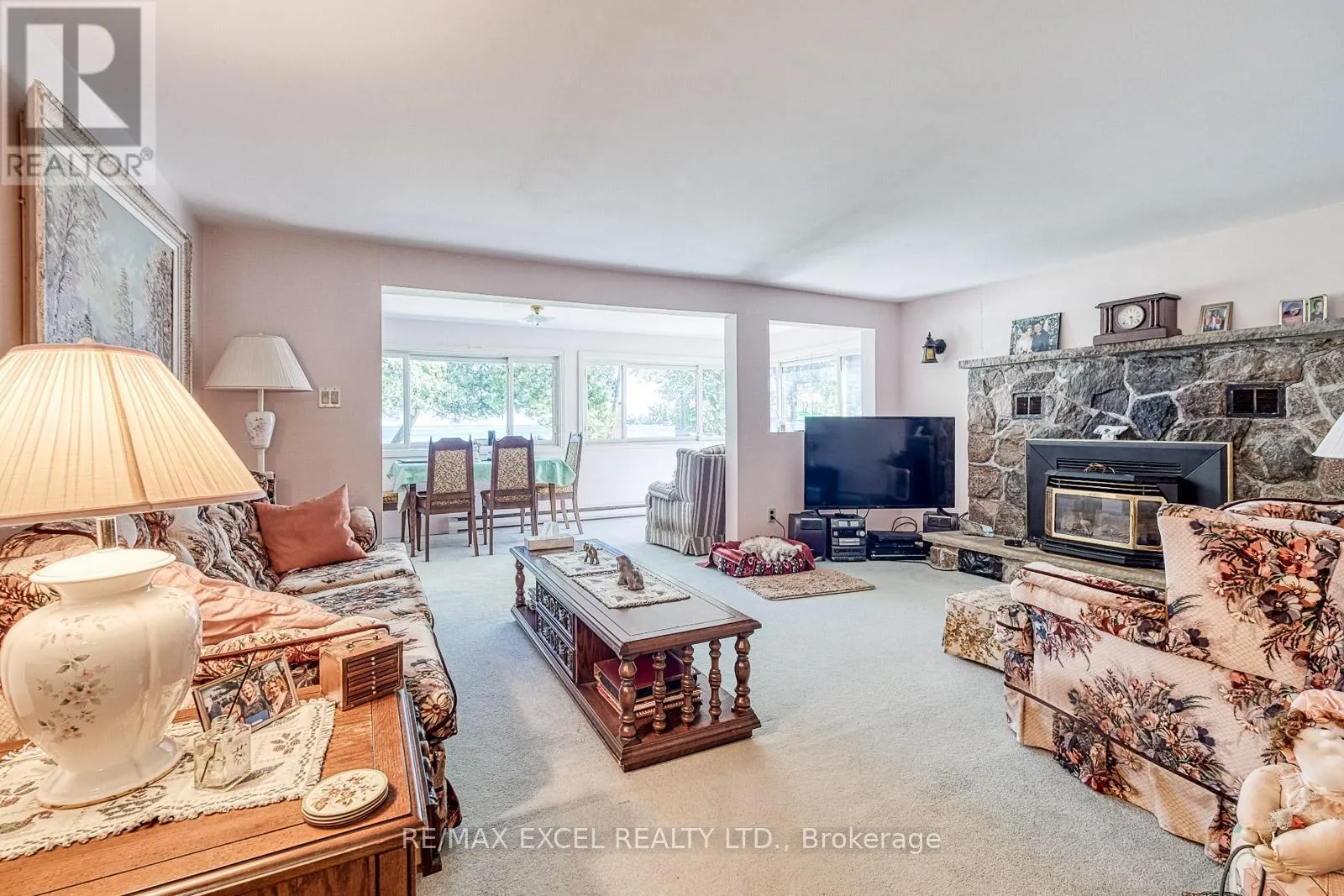 124 MOORE'S BEACH ROAD