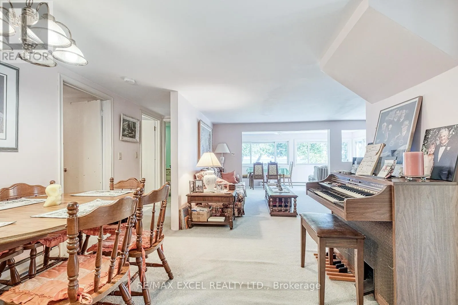 124 MOORE'S BEACH ROAD