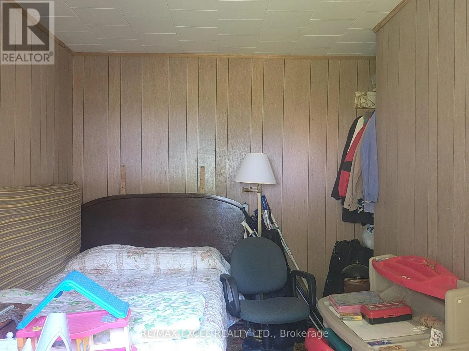 124 MOORE'S BEACH ROAD