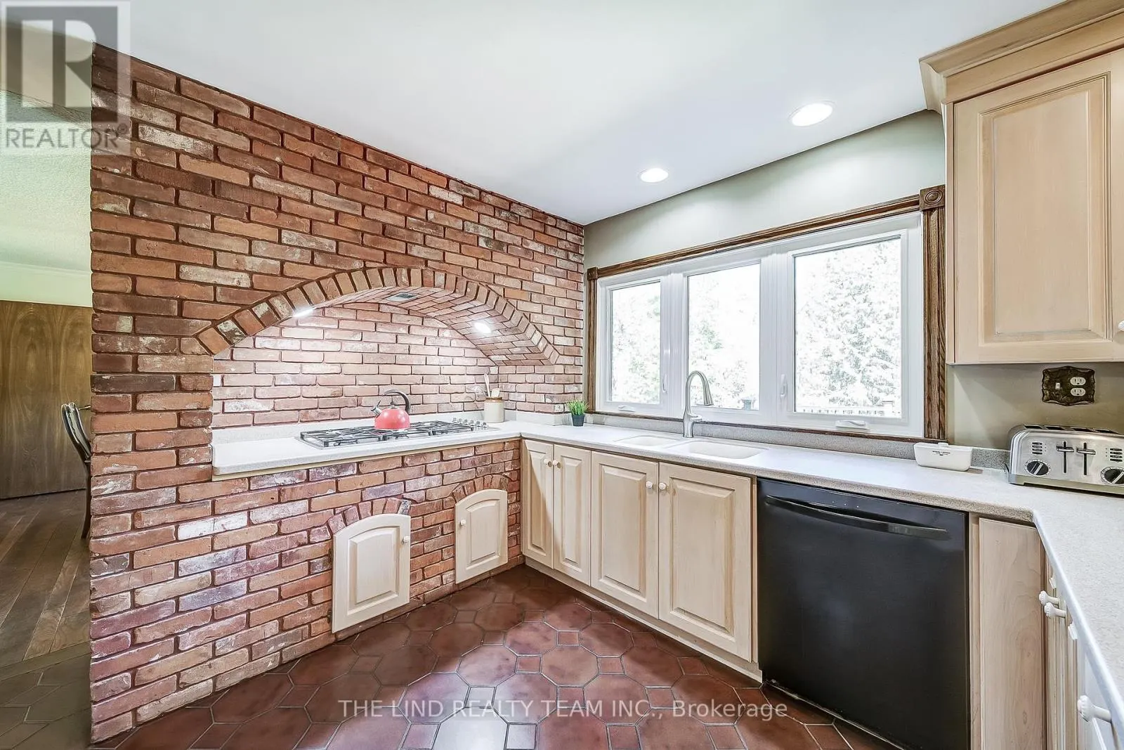 231 RIDGE ROAD