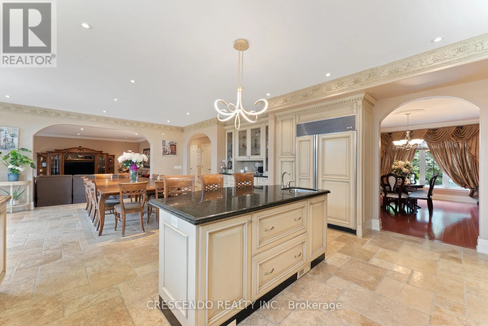 2 PRINCE ADAM COURT