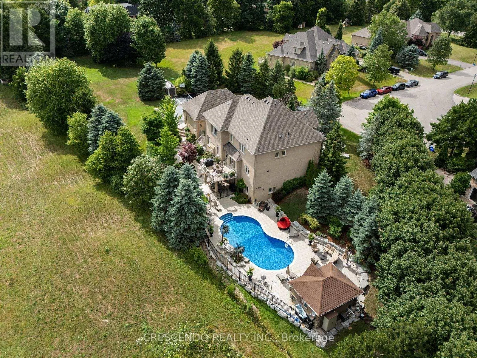 2 PRINCE ADAM COURT