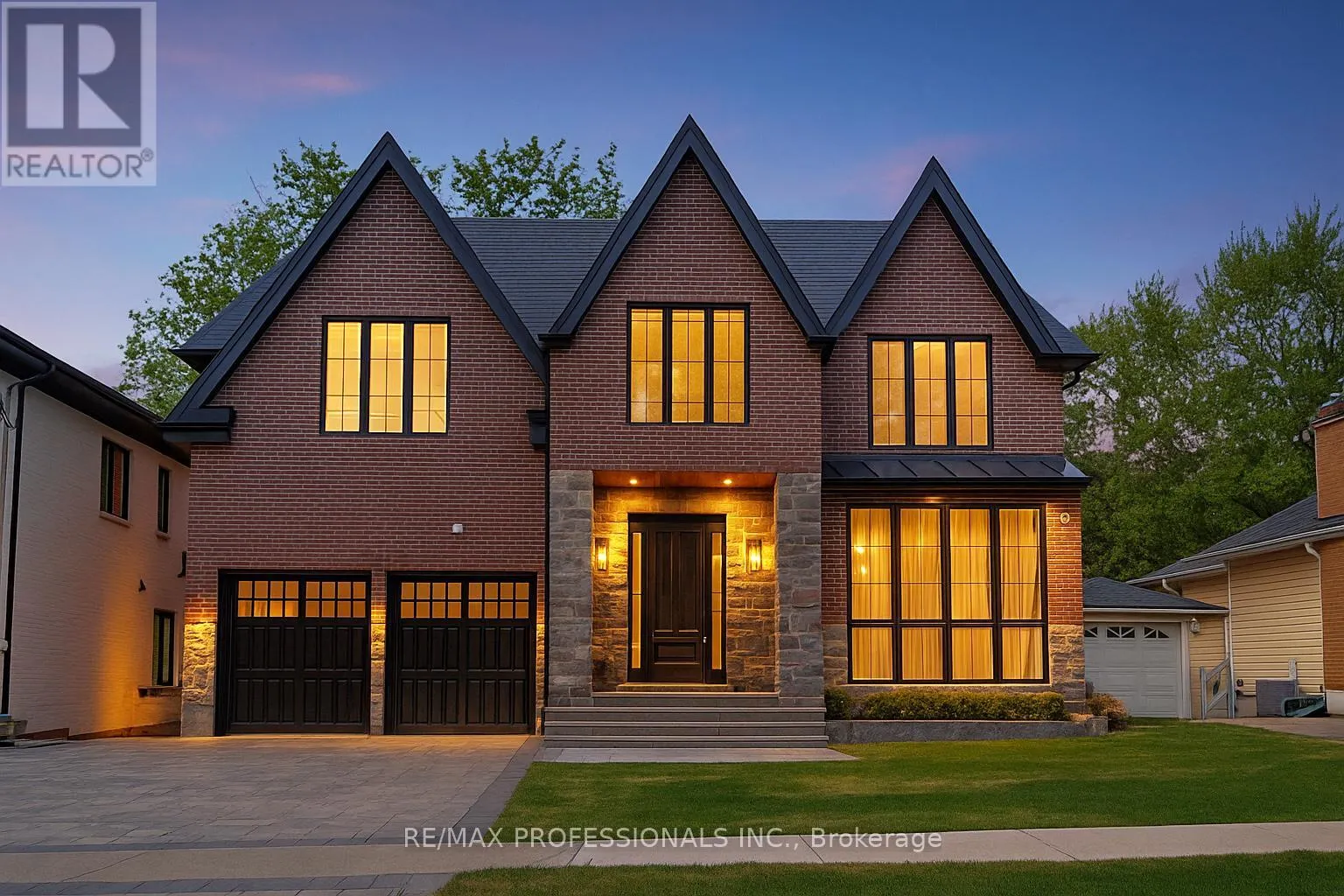 152 WELLS STREET