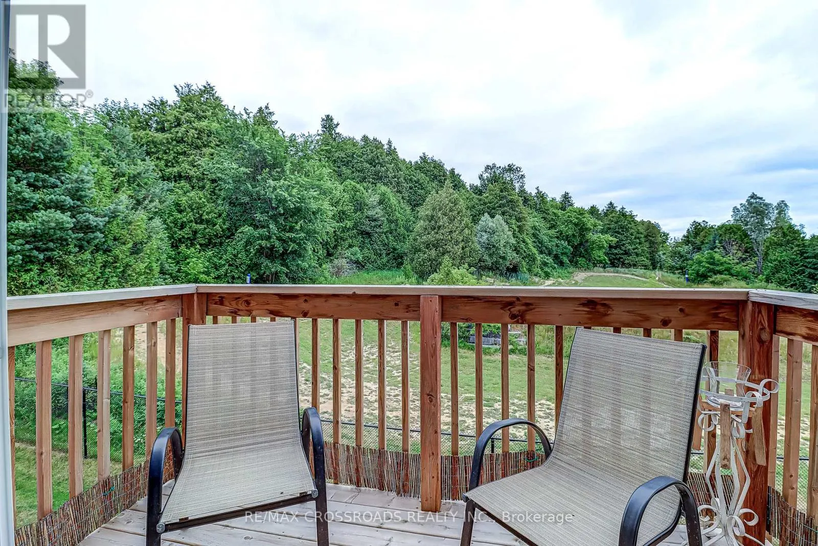 64 LYALL STOKES CIRCLE