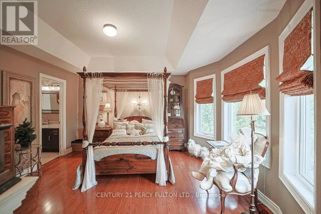 159 RIDGE WAY