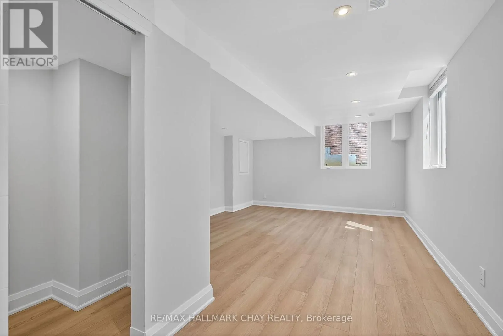 110 GLENDOWER CRESCENT