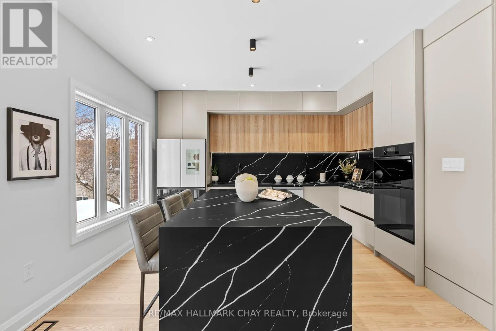 110 GLENDOWER CRESCENT