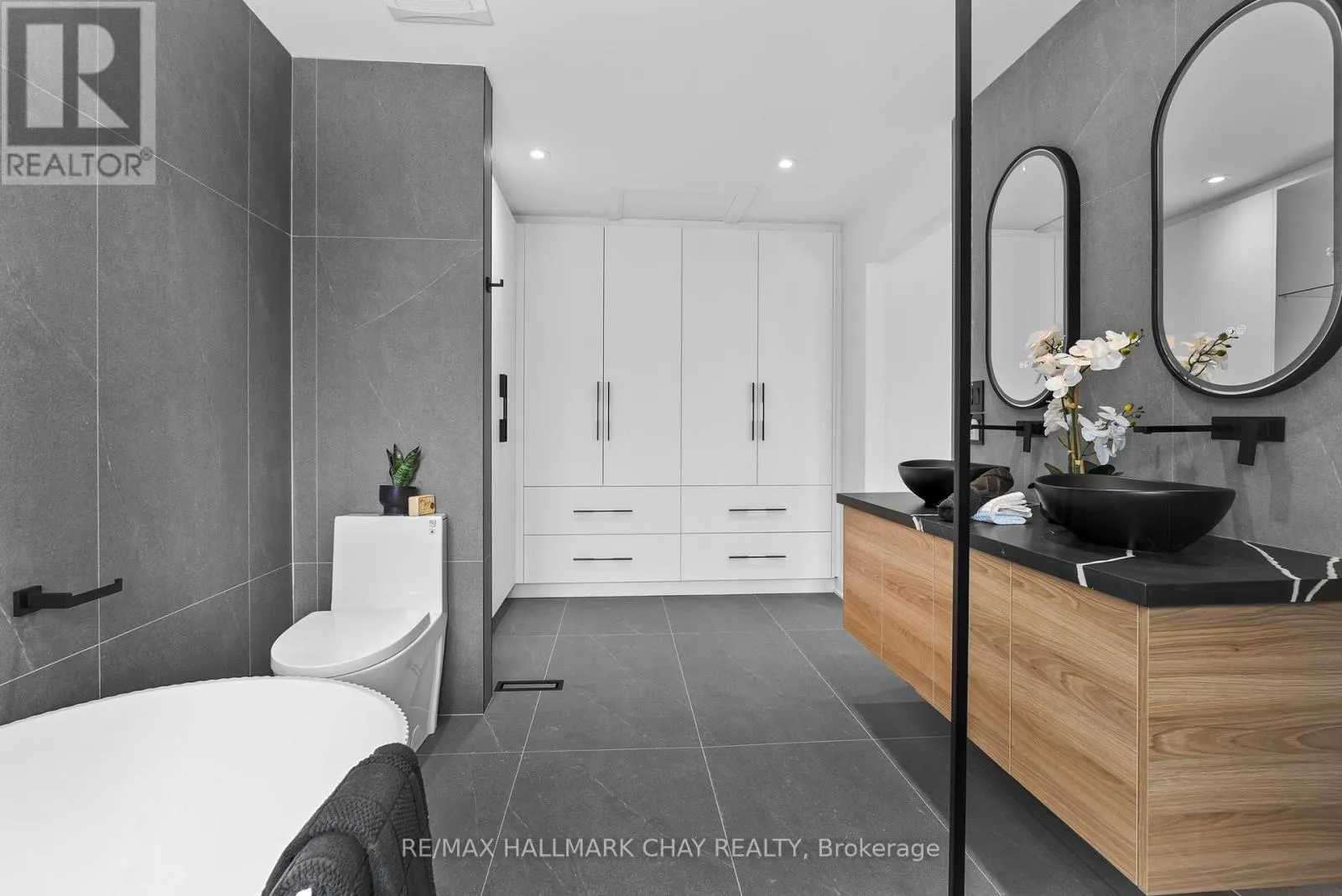 110 GLENDOWER CRESCENT