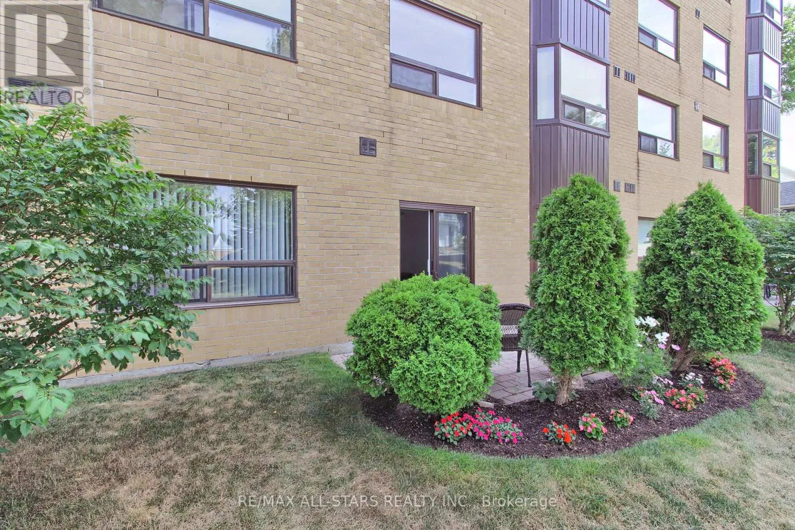 103 - 41 ASH STREET