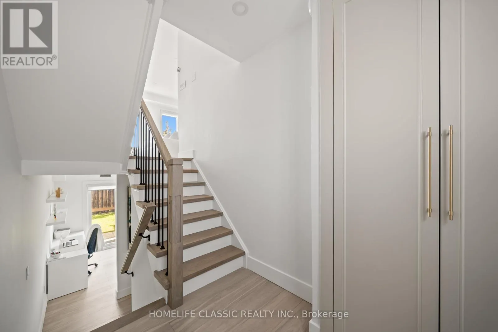14 LARISSA COURT