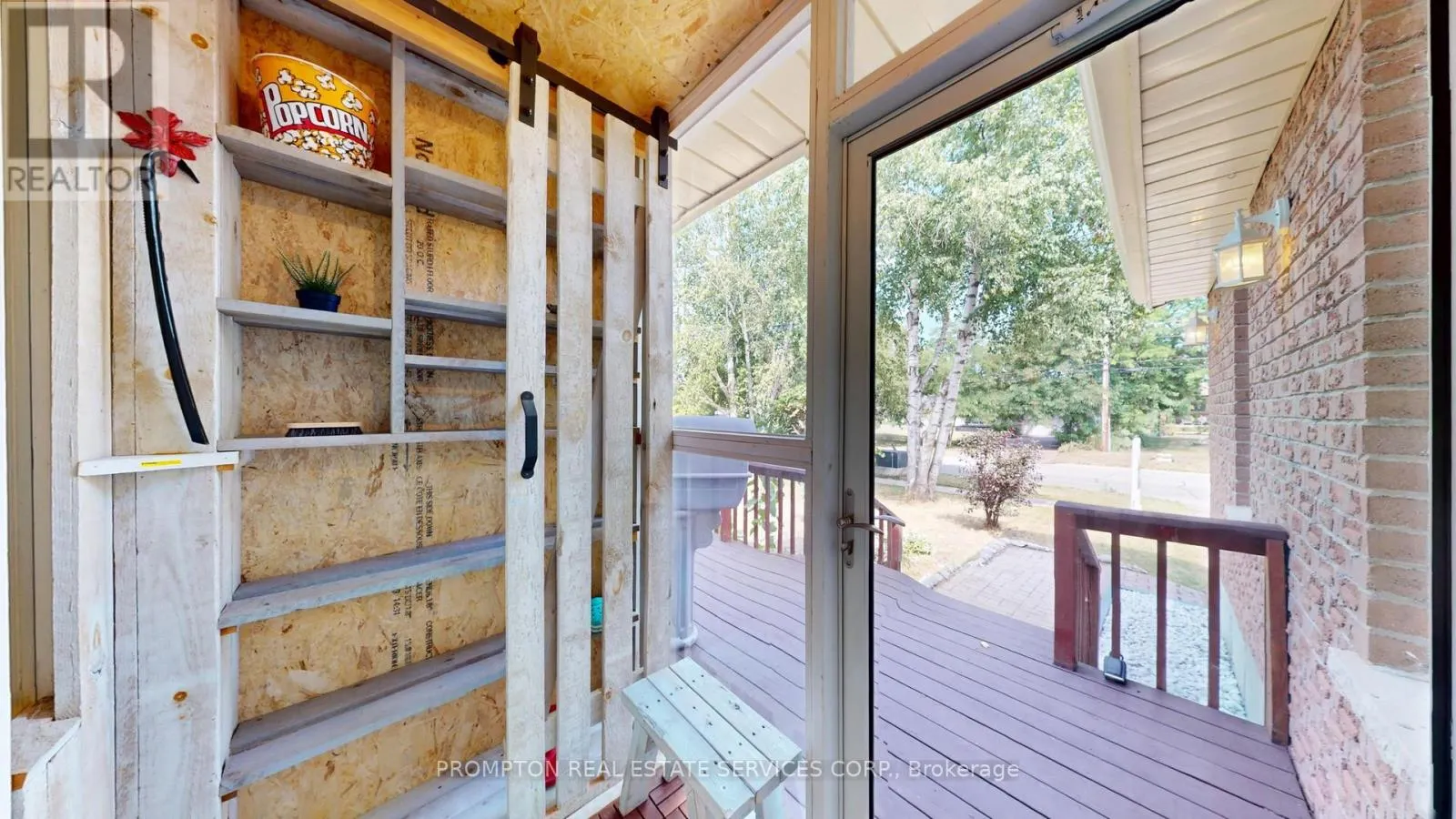 89 RIVERGLEN DRIVE