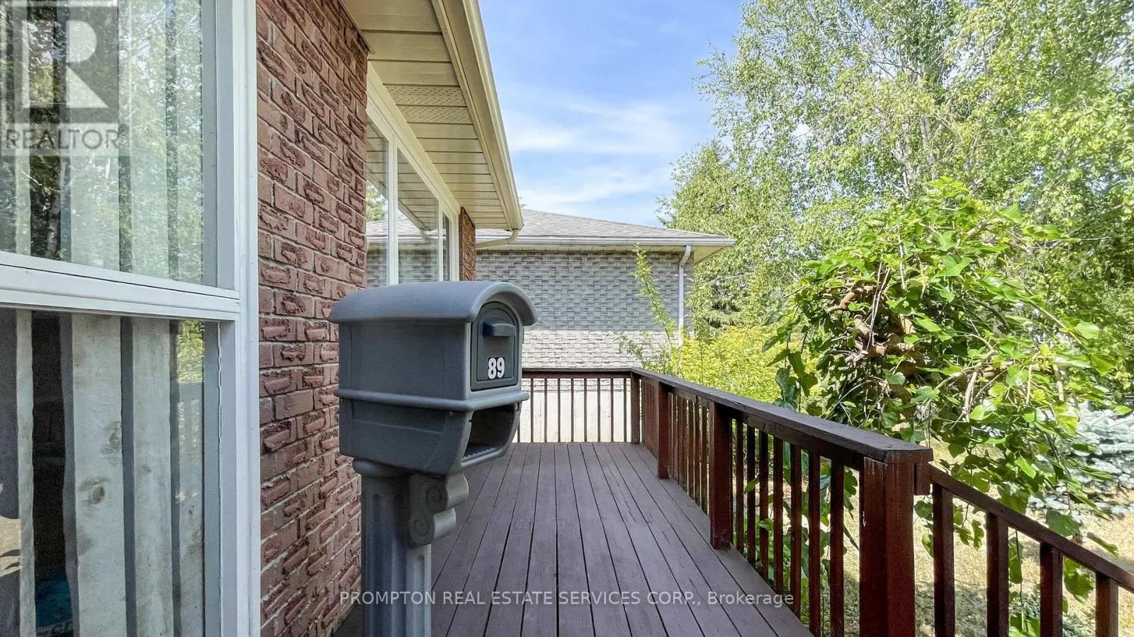 89 RIVERGLEN DRIVE