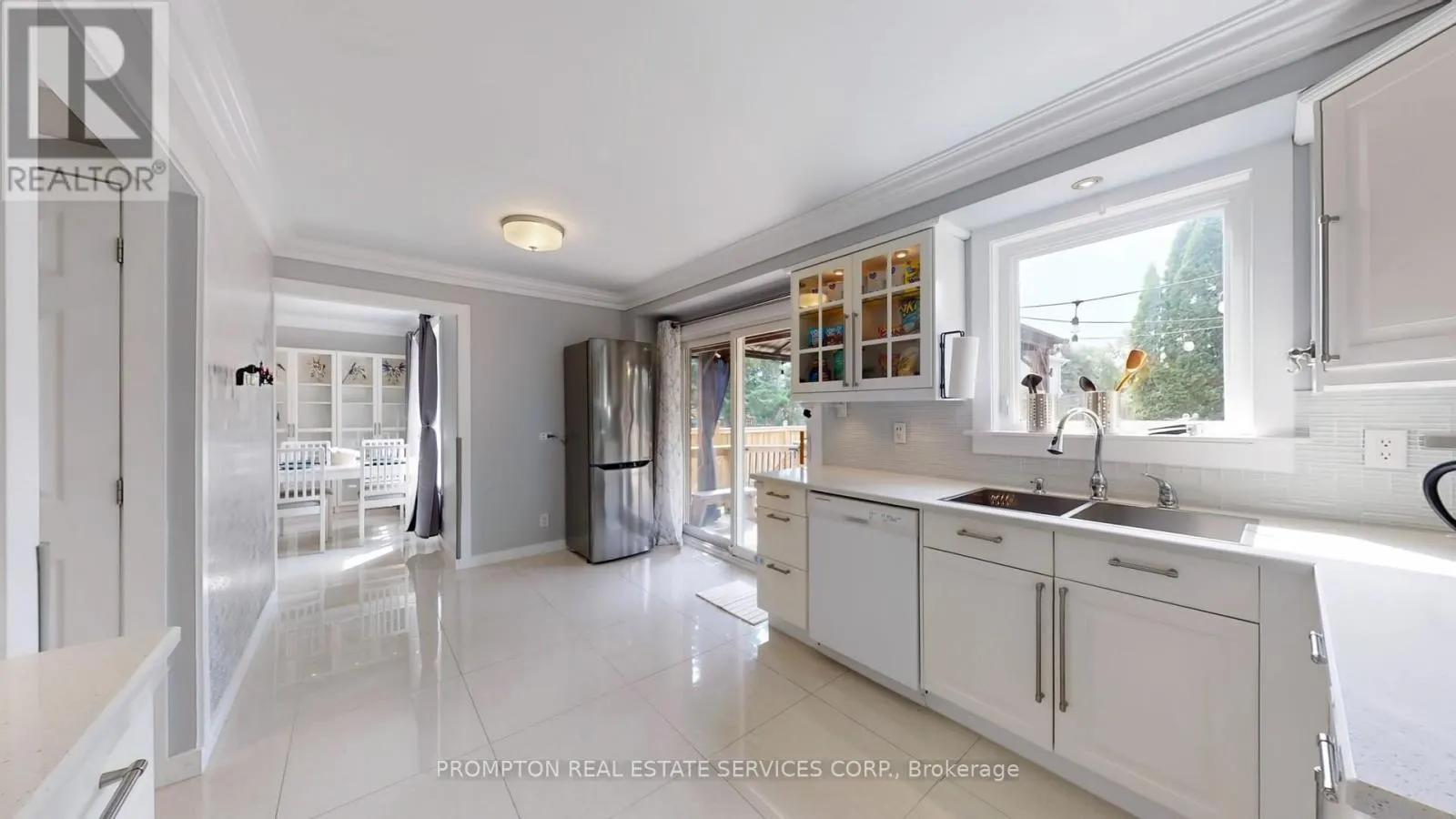 89 RIVERGLEN DRIVE