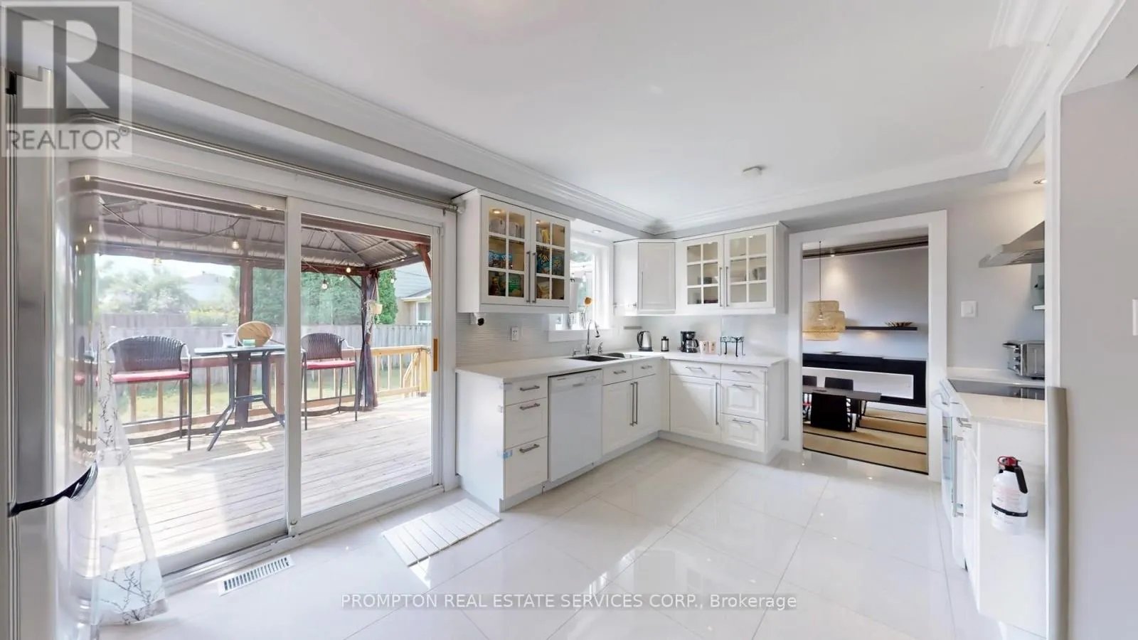89 RIVERGLEN DRIVE