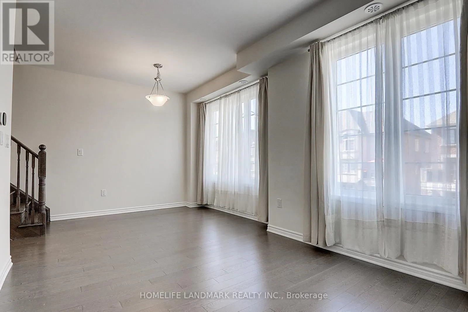 55 CASELY AVENUE