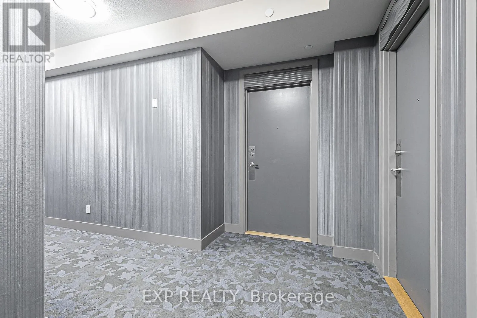 1005 - 9608 YONGE STREET