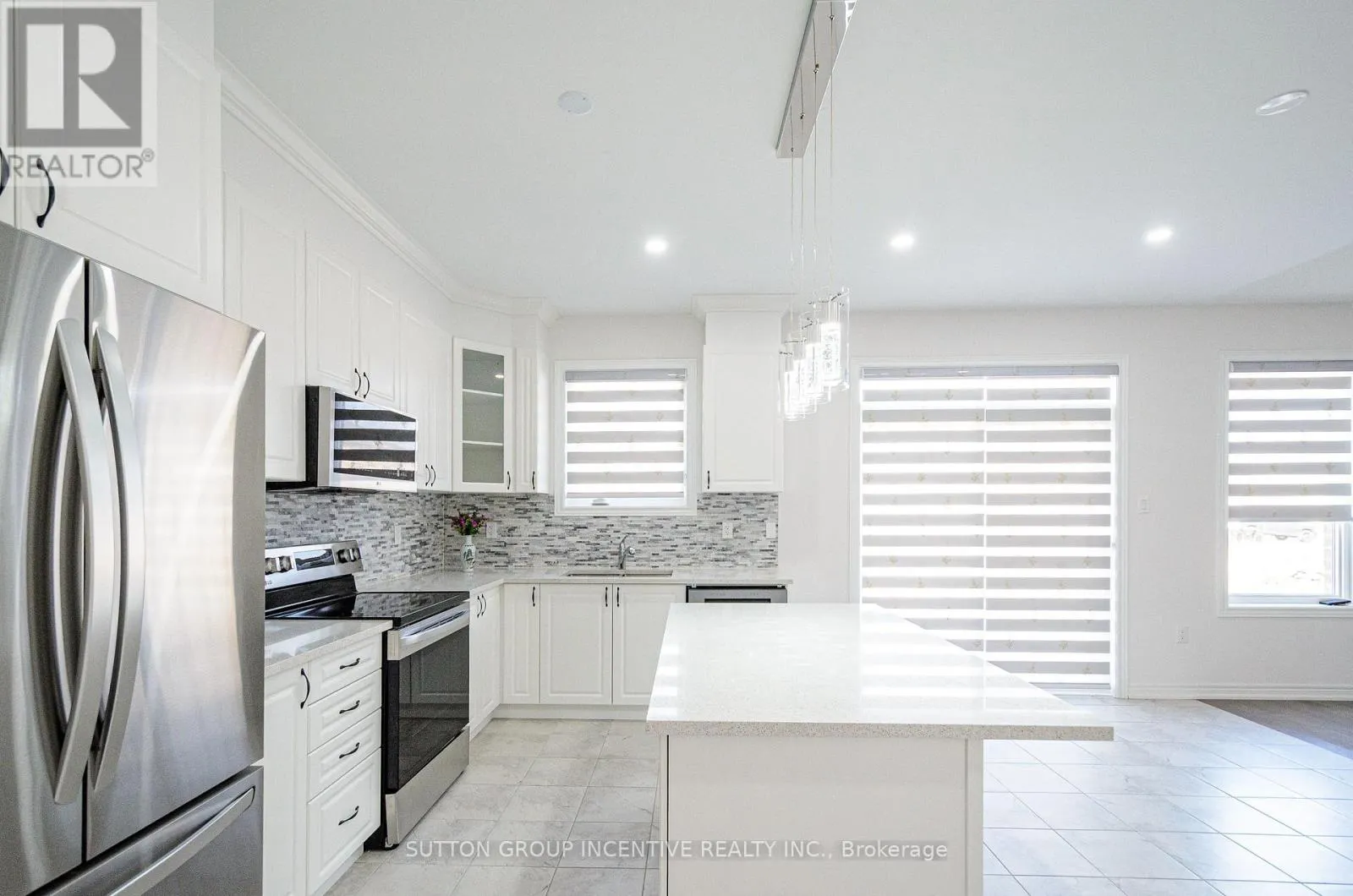 37 BAYCROFT BOULEVARD