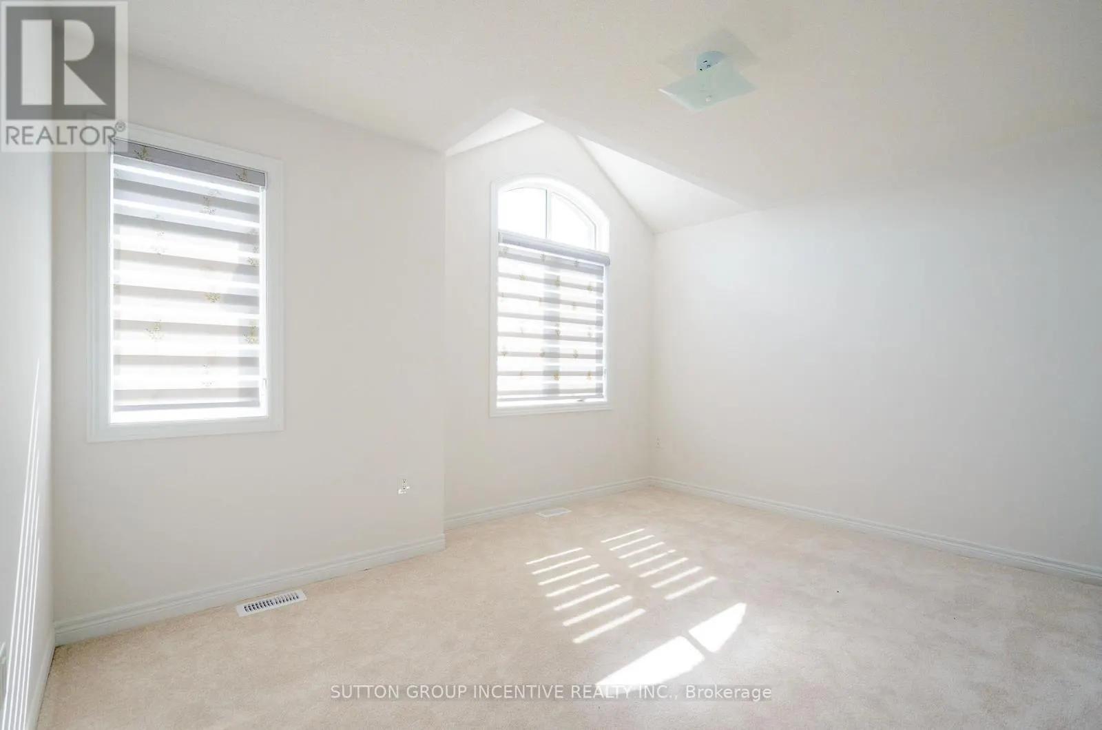 37 BAYCROFT BOULEVARD