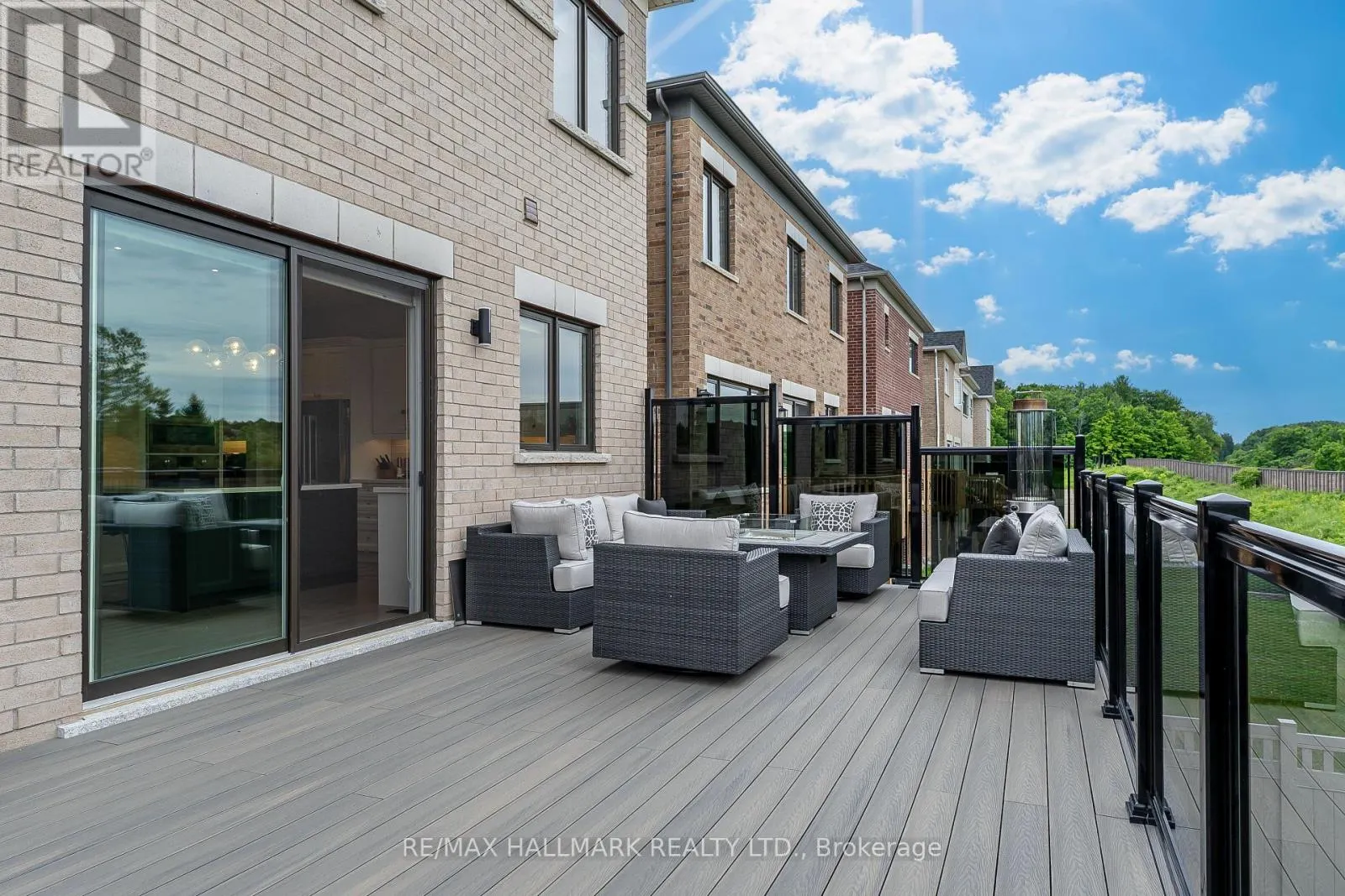 84 PINE HILL CRESCENT