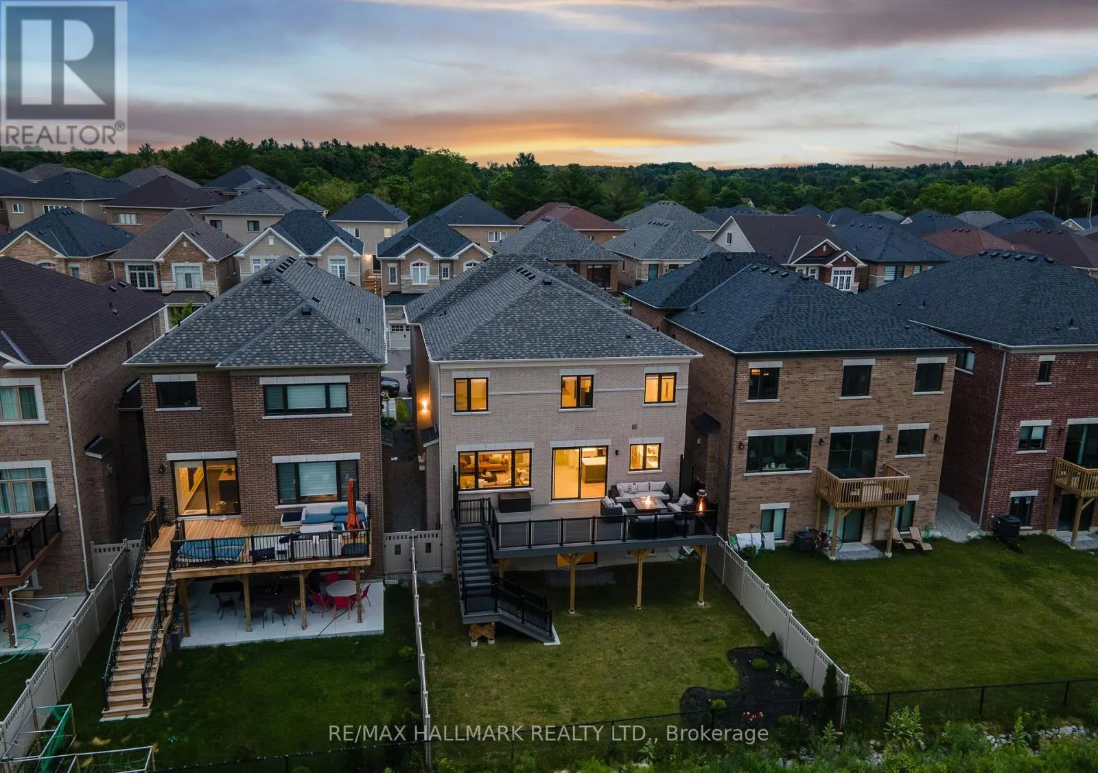 84 PINE HILL CRESCENT