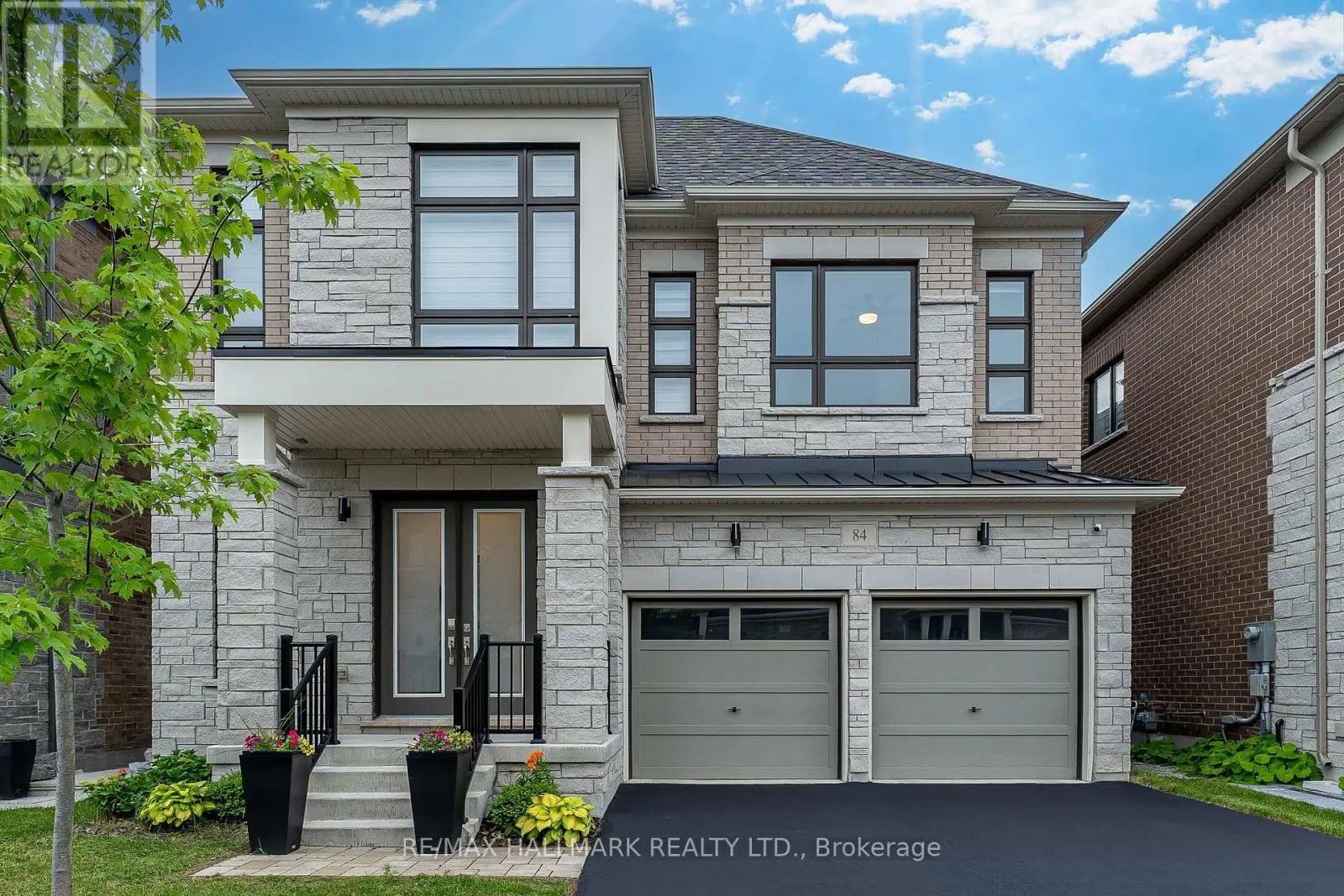 84 PINE HILL CRESCENT