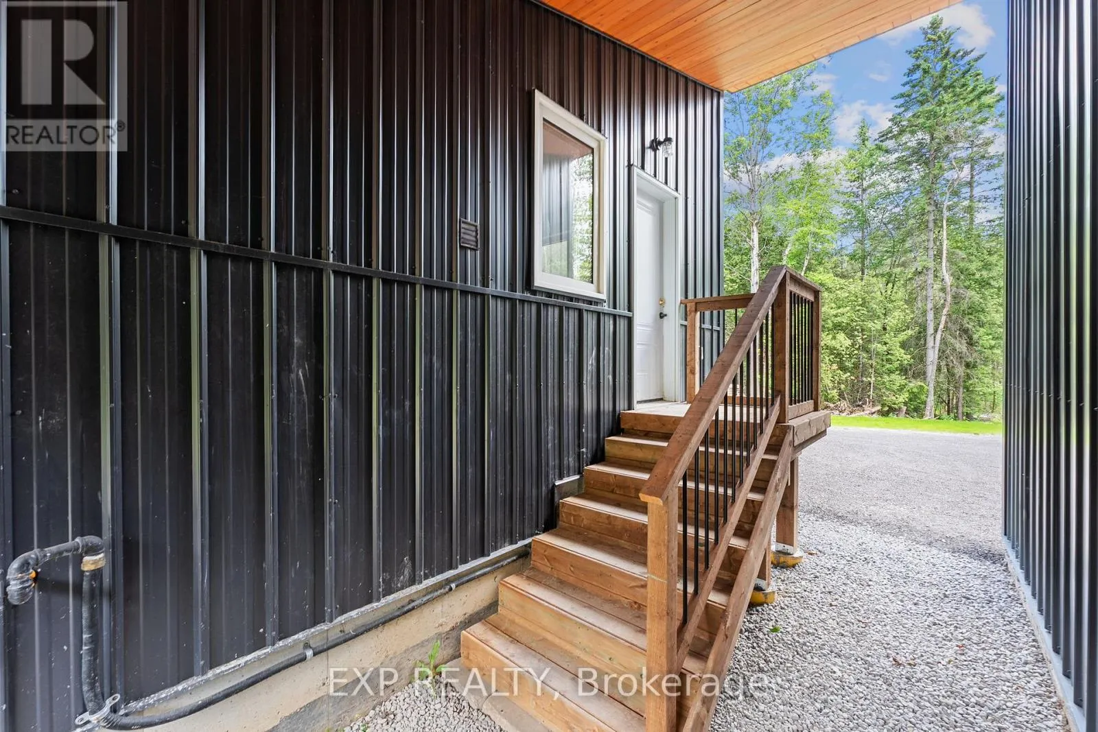 389 CONCESSION 2 ROAD