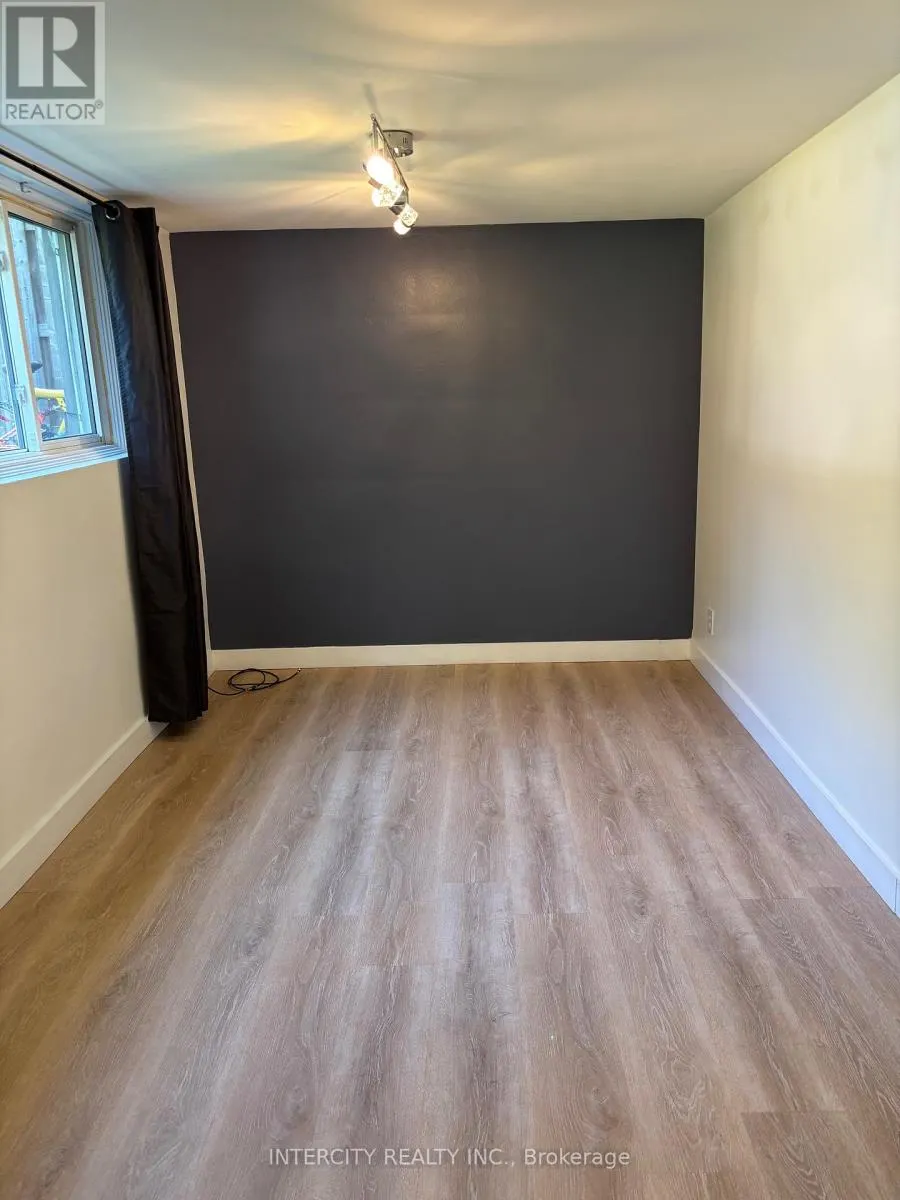 363 ANDREW STREET