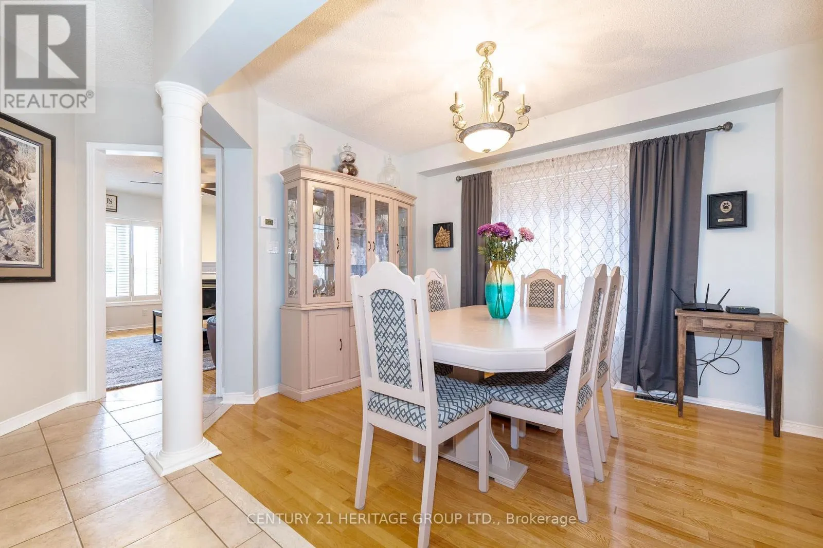 512 MENCZEL CRESCENT