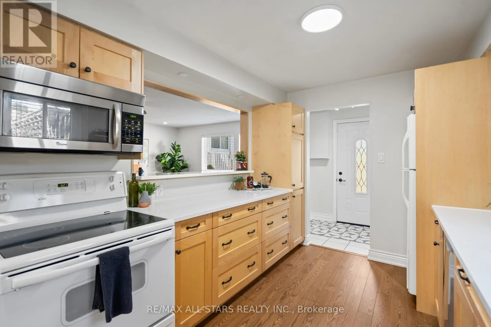 194/198 BROCK STREET W