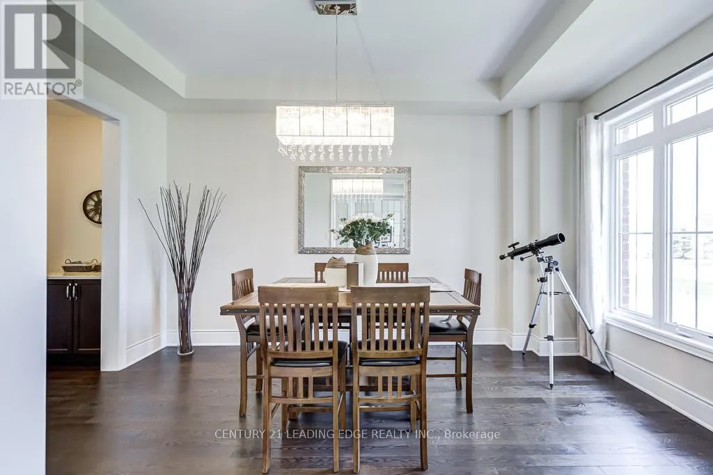 6 SOMER RUMM COURT
