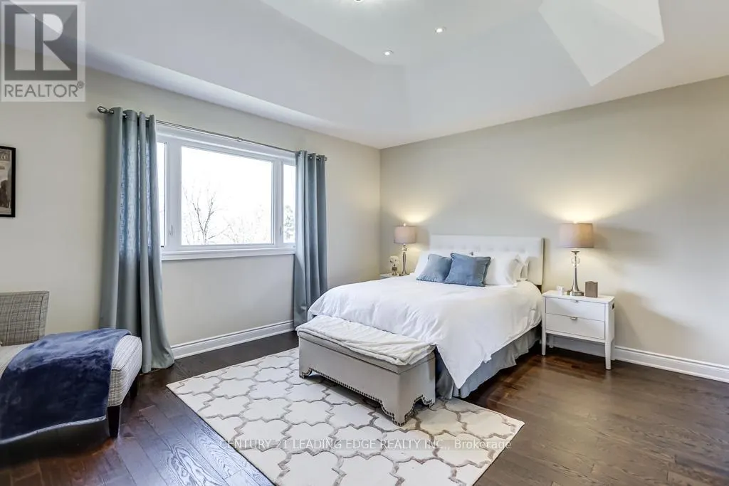 6 SOMER RUMM COURT