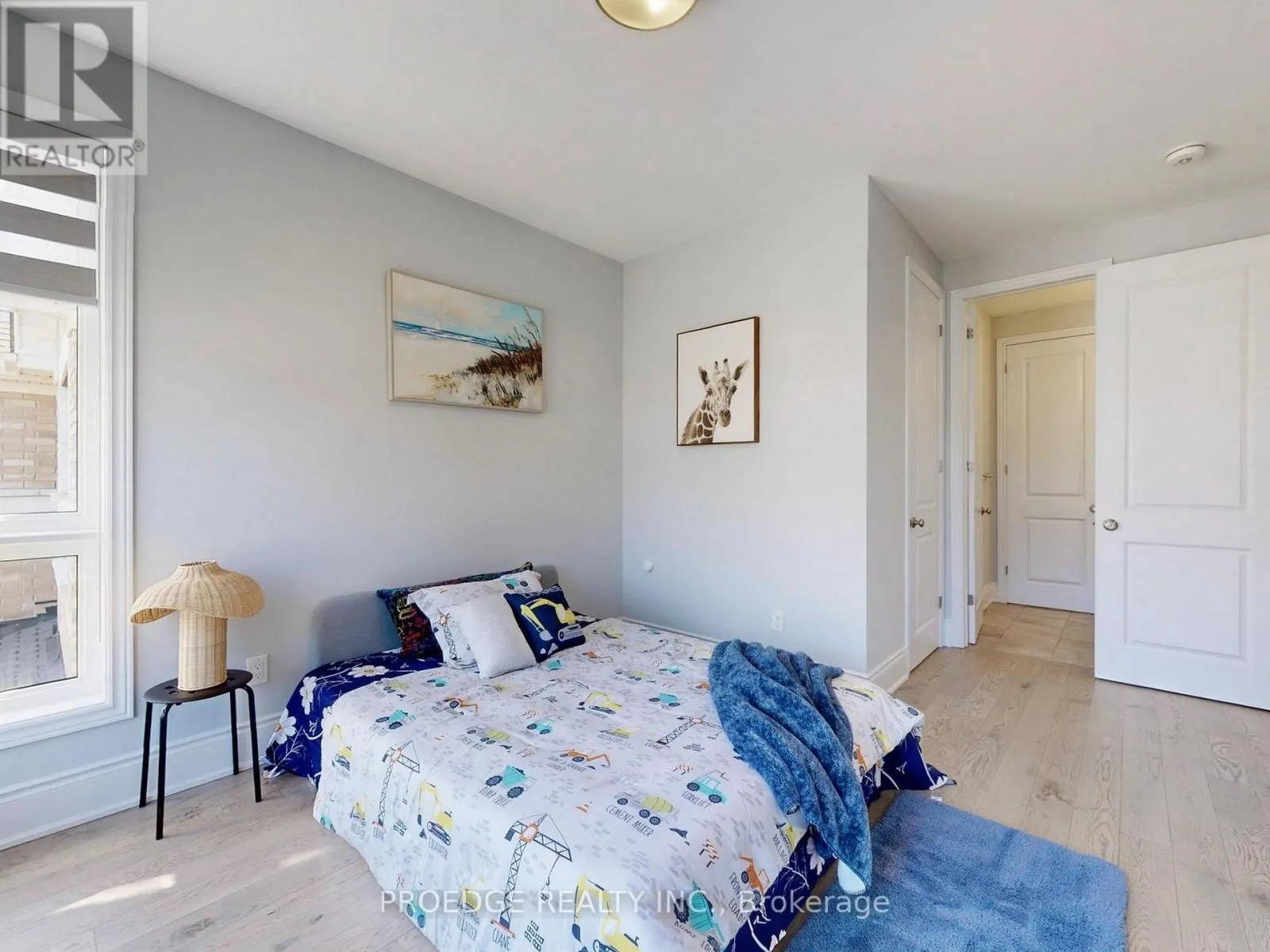 217 SUNSET VISTA COURT