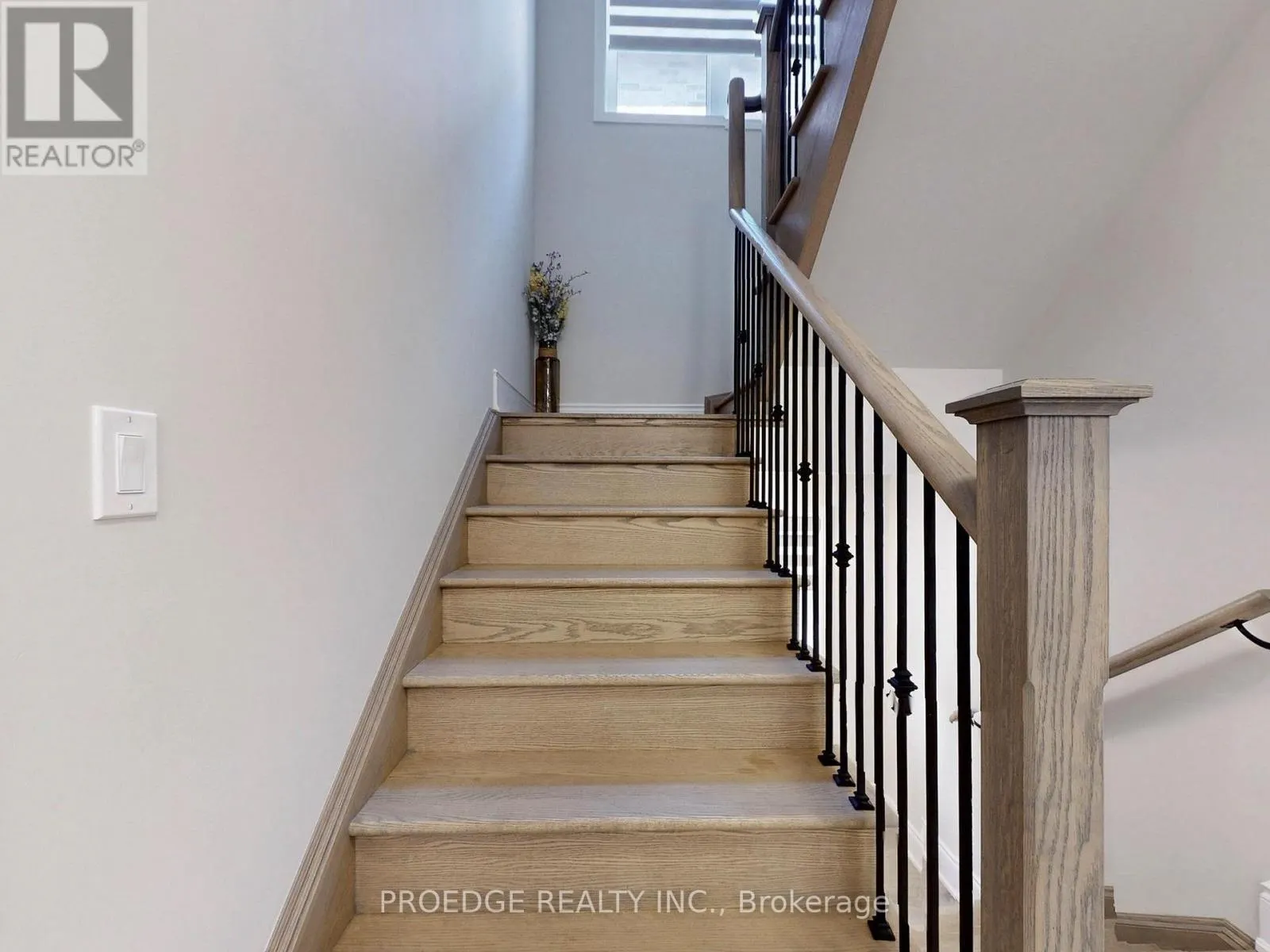 217 SUNSET VISTA COURT