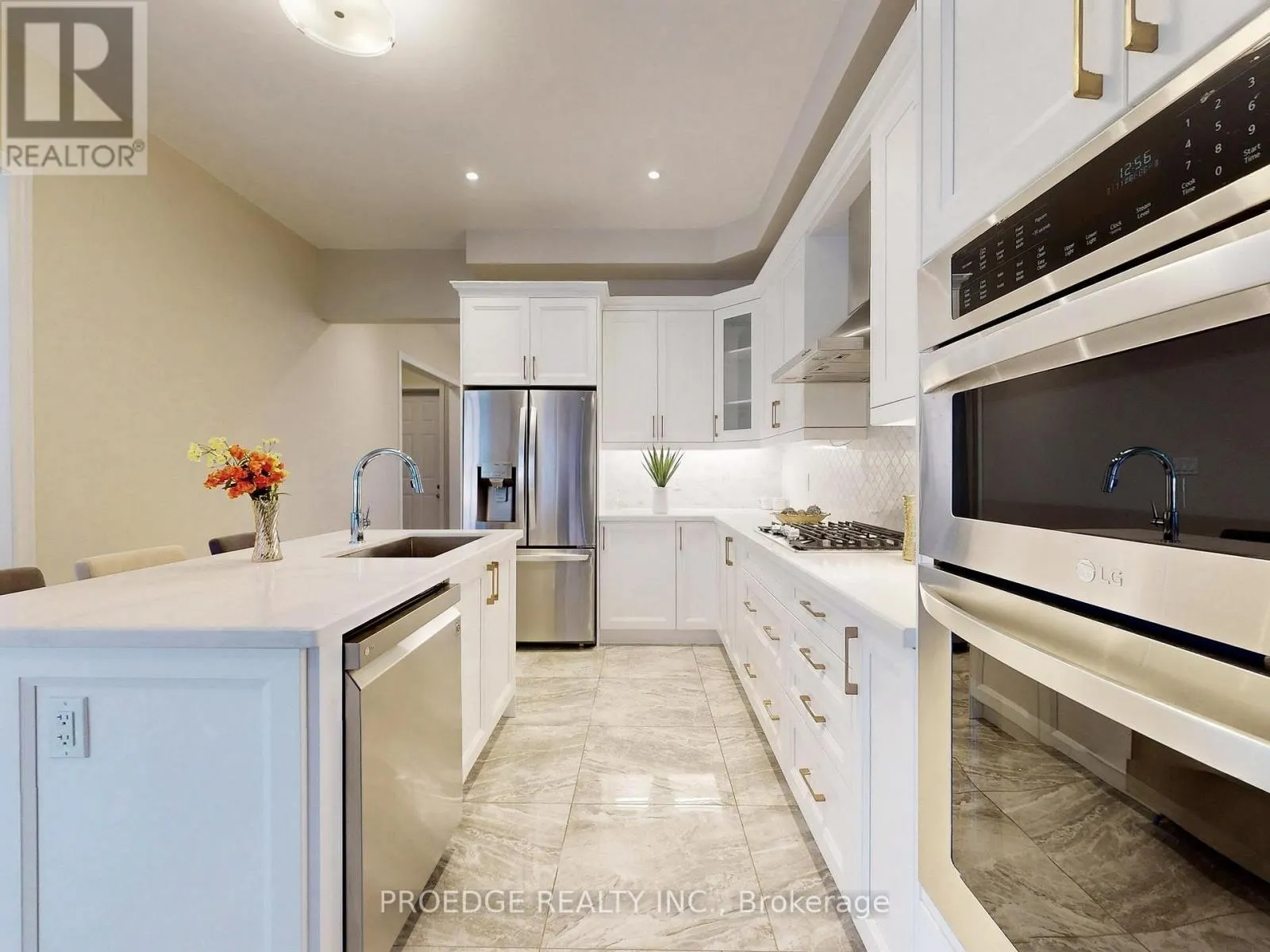 217 SUNSET VISTA COURT