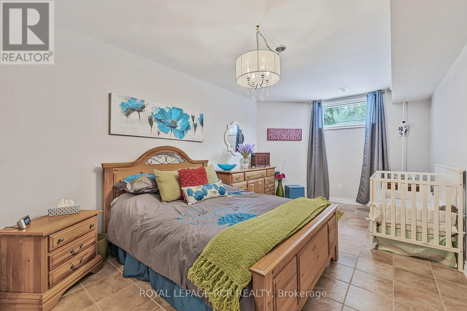 7 SUGARBUSH LANE