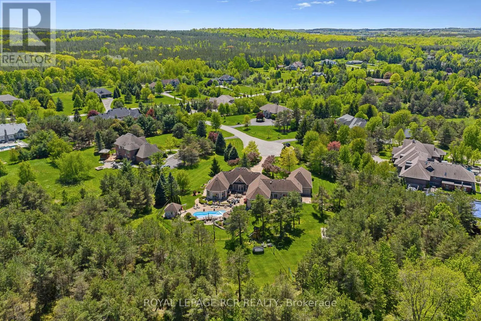 7 SUGARBUSH LANE