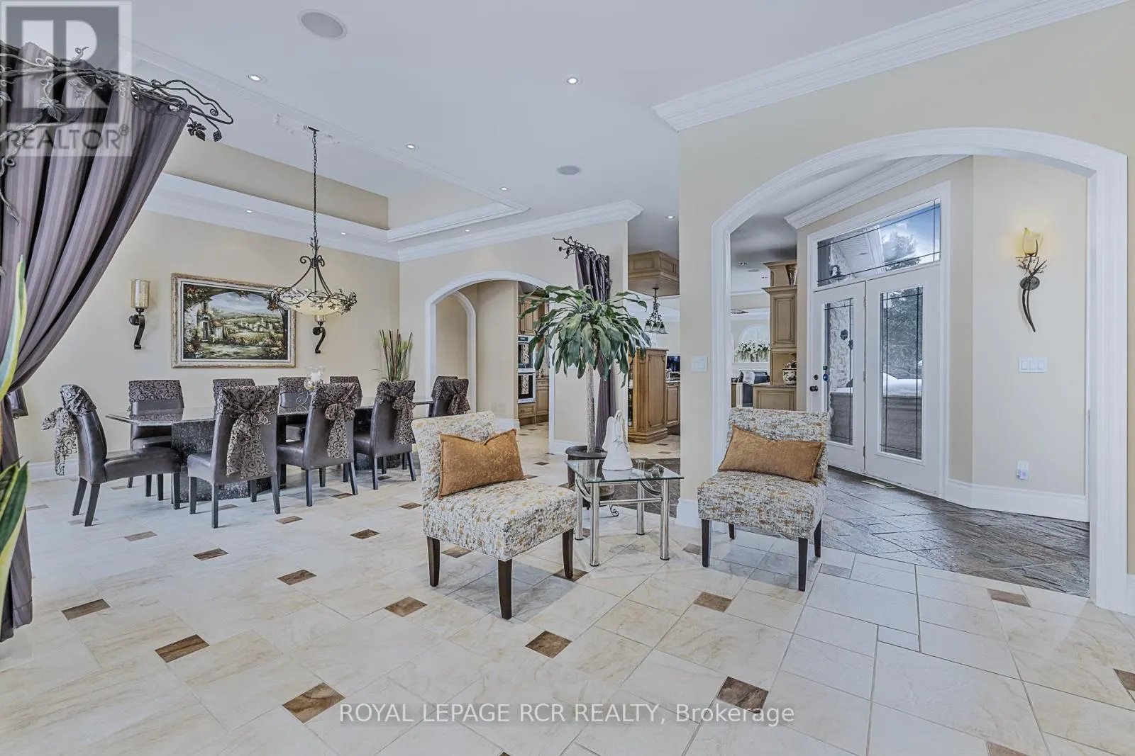 7 SUGARBUSH LANE