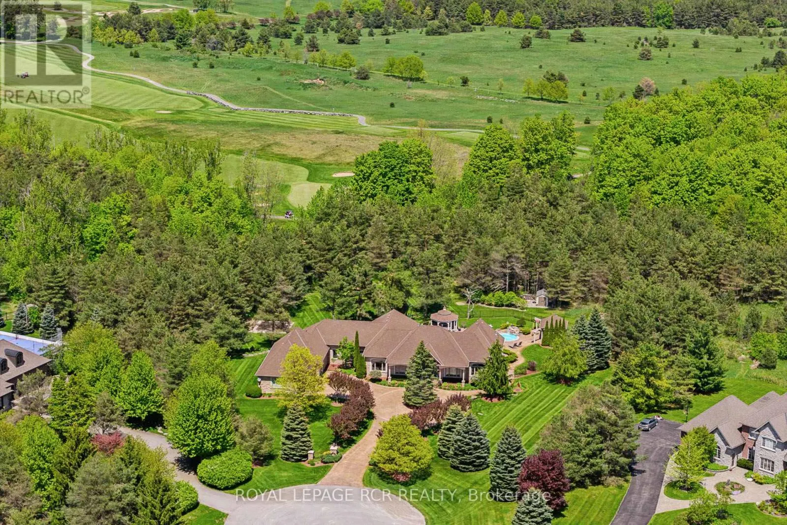 7 SUGARBUSH LANE
