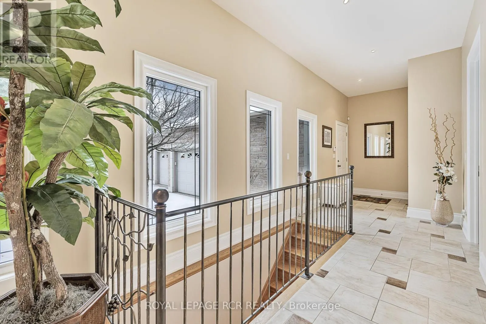 7 SUGARBUSH LANE