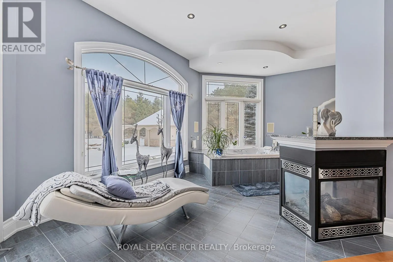 7 SUGARBUSH LANE